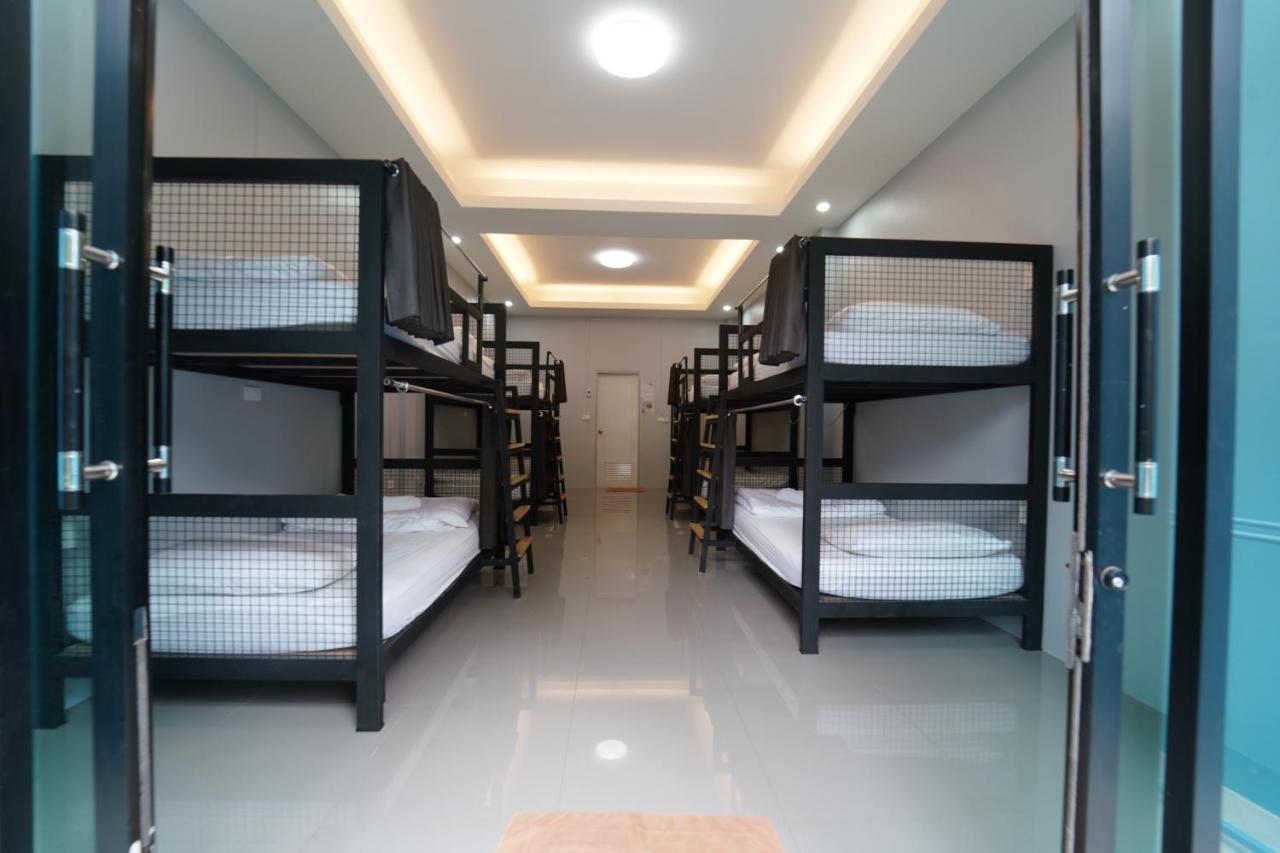 Bed 8-Bed Mixed Dormitory Room,1294751704:JPEG